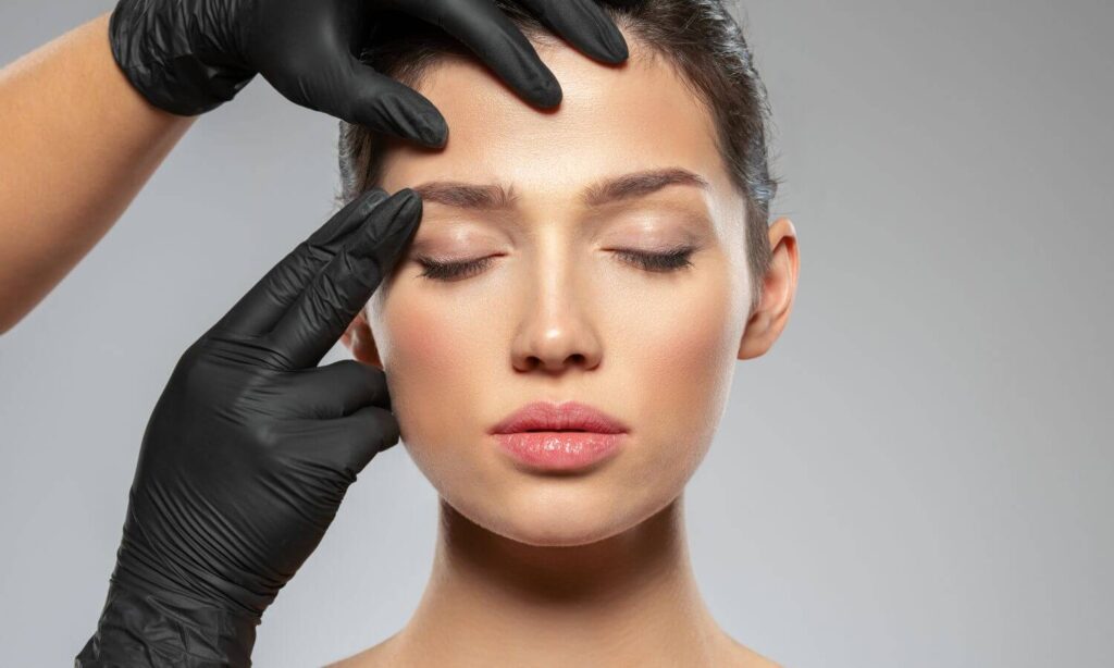 Blefaroplastia vs. blefaroplastia CO₂